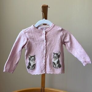 Wool and cashmere pink cardigan with scalloped edges and kittens, size 18-24m
